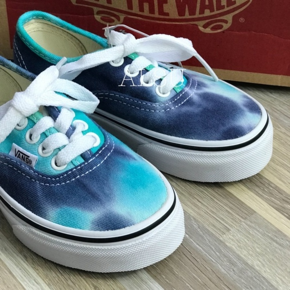 NWT VANS Authentic Tie Dye Navy Kid’s - Picture 2 of 7